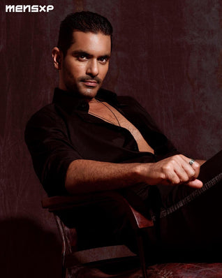 Myolne Ring ~ Angad Bedi