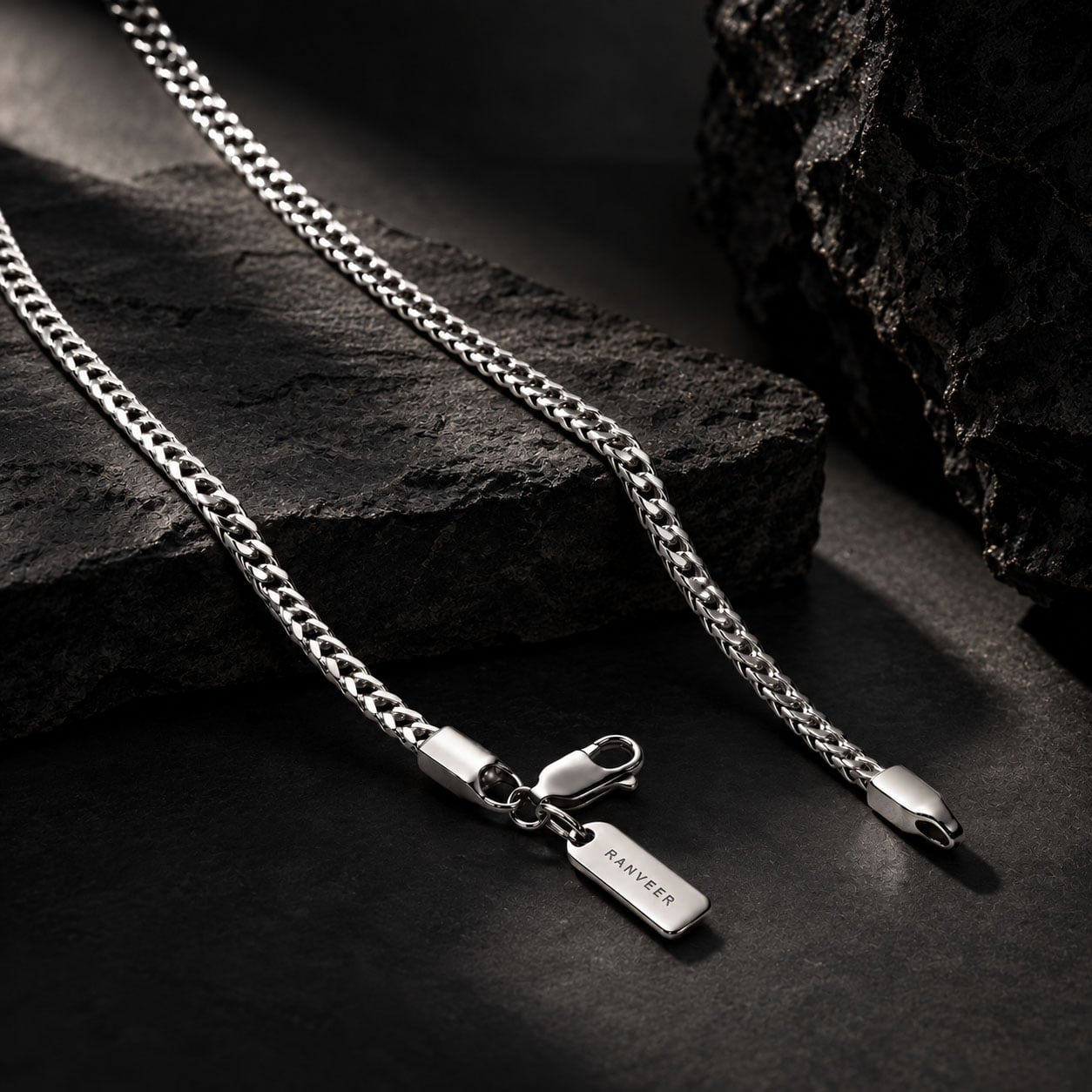 Personalised Shae Chain | 925 Sterling Silver, Rhodium Plating & Glossy Finish